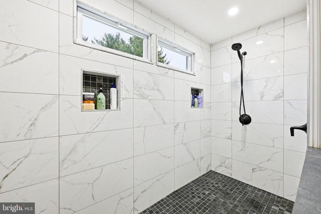 683 SUNNYSIDE AVE, Audubon, PA 19403