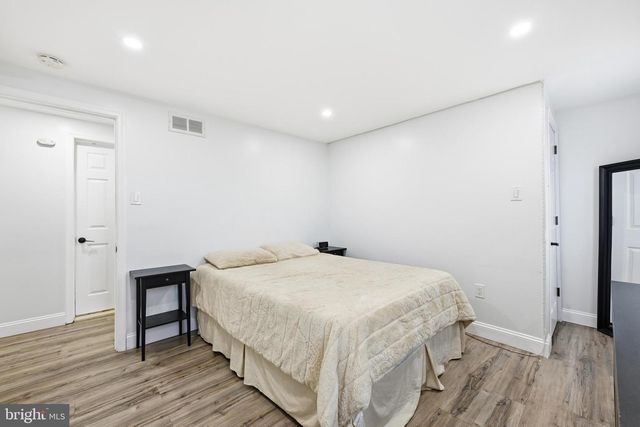 683 SUNNYSIDE AVE, Audubon, PA 19403