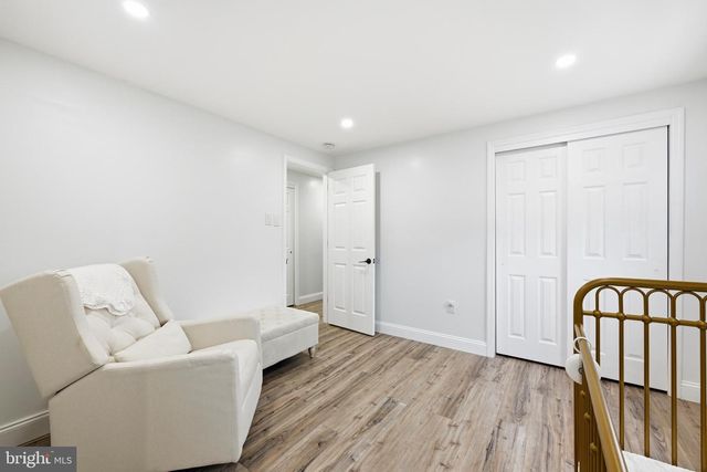 683 SUNNYSIDE AVE, Audubon, PA 19403