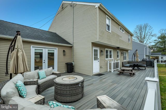 683 SUNNYSIDE AVE, Audubon, PA 19403