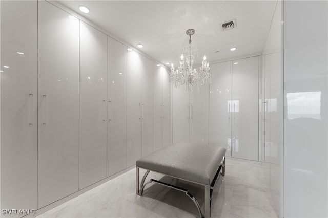 8473 Bay Colony DR 701, Naples, FL 34108