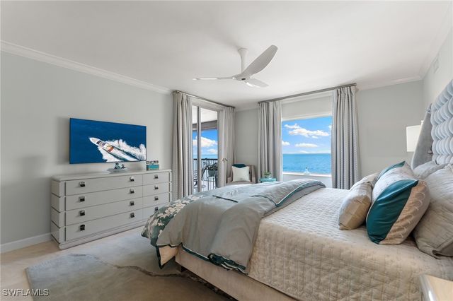 8473 Bay Colony DR 701, Naples, FL 34108