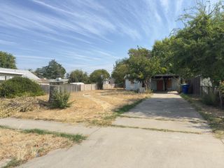 3044 N Arthur Avenue, Fresno, CA 93705