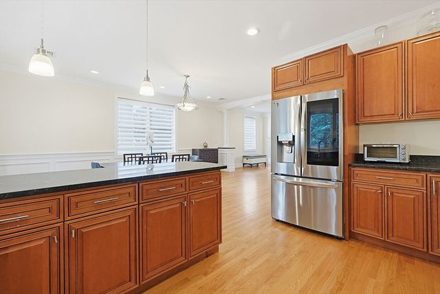 98-100 Lexington Street 100, Newton, MA 02466