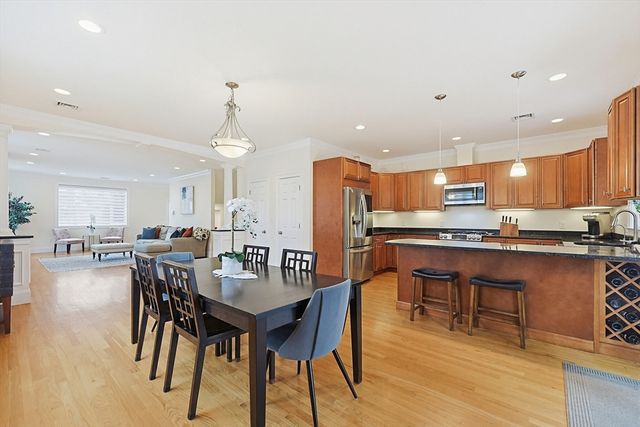 98-100 Lexington Street 100, Newton, MA 02466