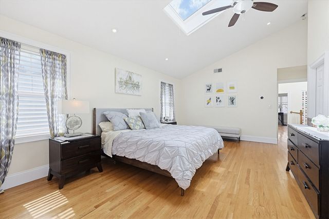 98-100 Lexington Street 100, Newton, MA 02466