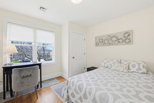 98-100 Lexington Street 100, Newton, MA 02466