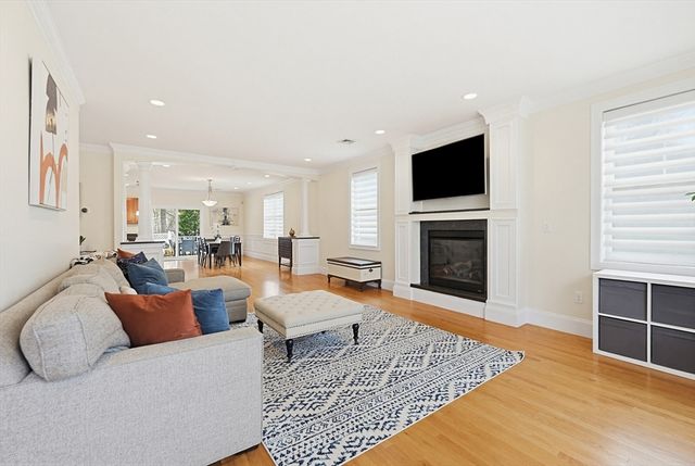 98-100 Lexington Street 100, Newton, MA 02466