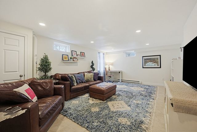 98-100 Lexington Street 100, Newton, MA 02466