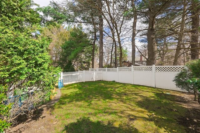 98-100 Lexington Street 100, Newton, MA 02466