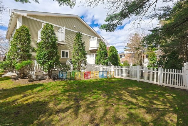 98-100 Lexington Street 100, Newton, MA 02466