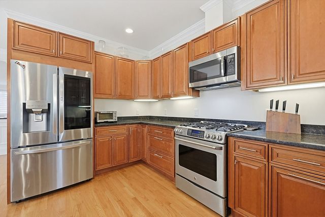 98-100 Lexington Street 100, Newton, MA 02466