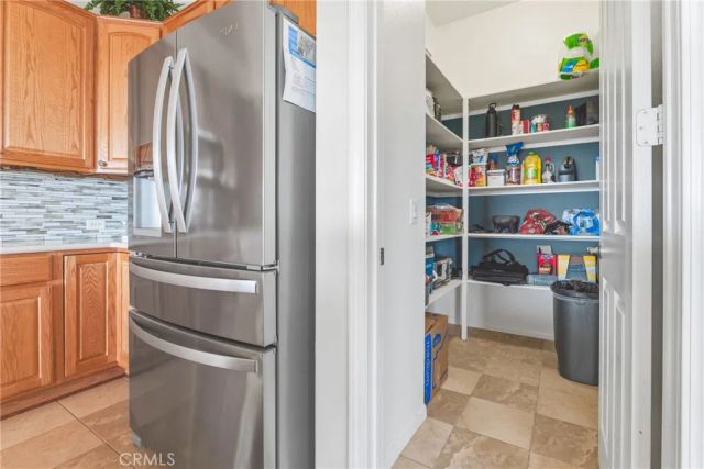 11090 Dandelion Ln, Apple Valley, CA 92308