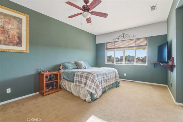 11090 Dandelion Ln, Apple Valley, CA 92308