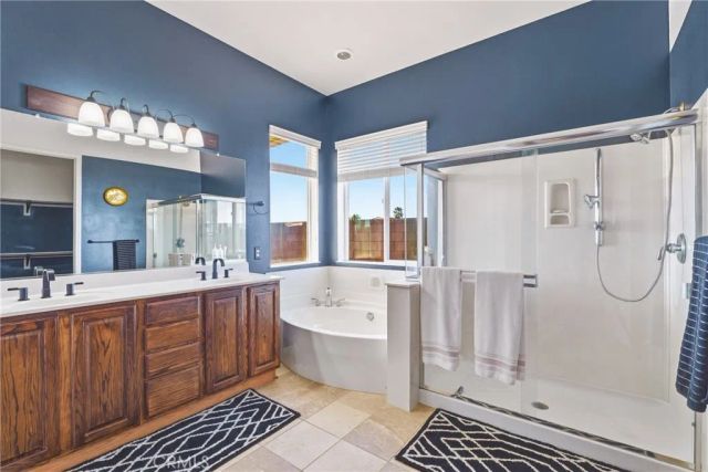 11090 Dandelion Ln, Apple Valley, CA 92308