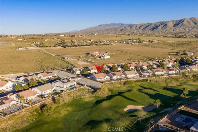 11090 Dandelion Ln, Apple Valley, CA 92308