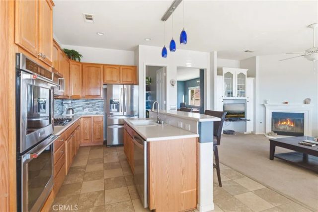 11090 Dandelion Ln, Apple Valley, CA 92308