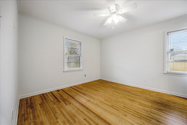 320 W PEG LN, Memphis, TN 38117