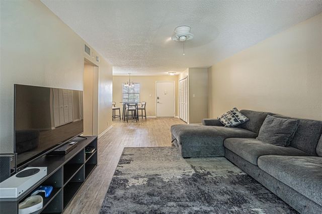 8765 BARDMOOR BOULEVARD 304, Seminole, FL 33777