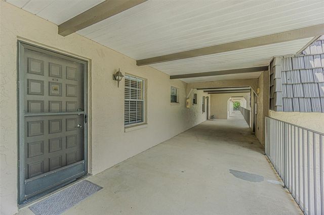 8765 BARDMOOR BOULEVARD 304, Seminole, FL 33777