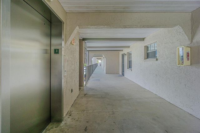 8765 BARDMOOR BOULEVARD 304, Seminole, FL 33777