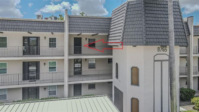 8765 BARDMOOR BOULEVARD 304, Seminole, FL 33777