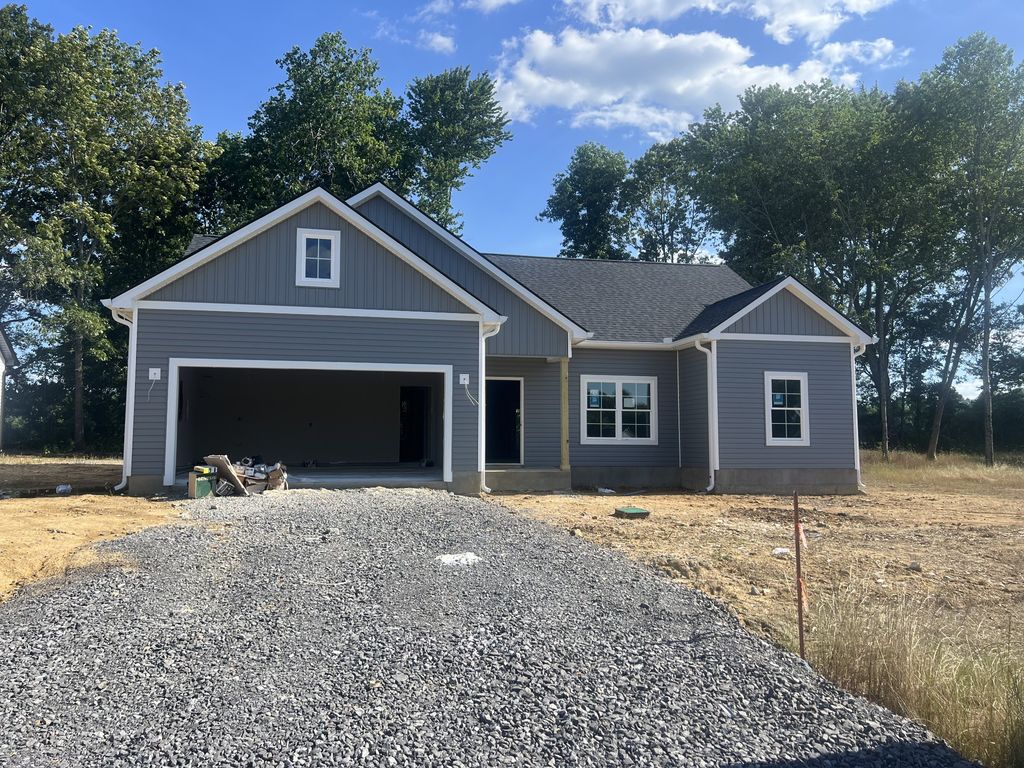 180 Northside Landing, Smithville, TN 37166