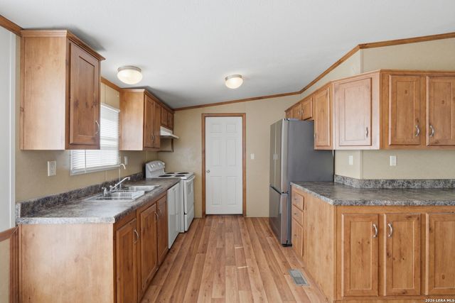 512 Las Hadas, Spring Branch, TX 78070