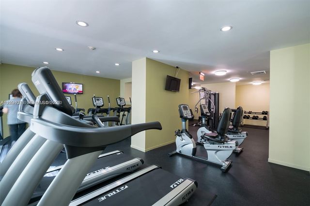 9066 SW 73rd Ct 1202, Miami, FL 33156