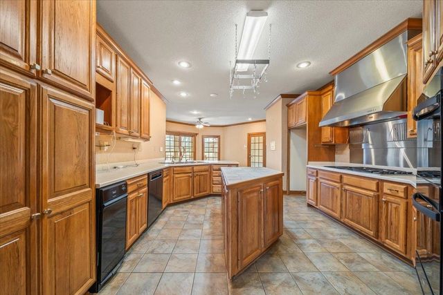 18670 HWY 196 HWY, Eads, TN 38028