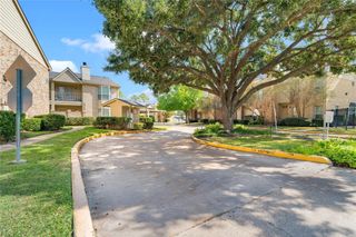 1515 Sandy Springs Road 1808, Houston, TX 77042