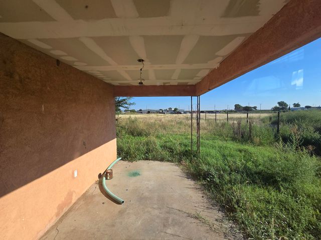 1605 E 33rd Street, Plainview, TX 79072