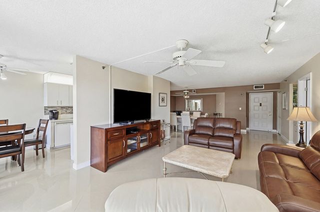 1201 S Ocean Drive 506s, Hollywood, FL 33019