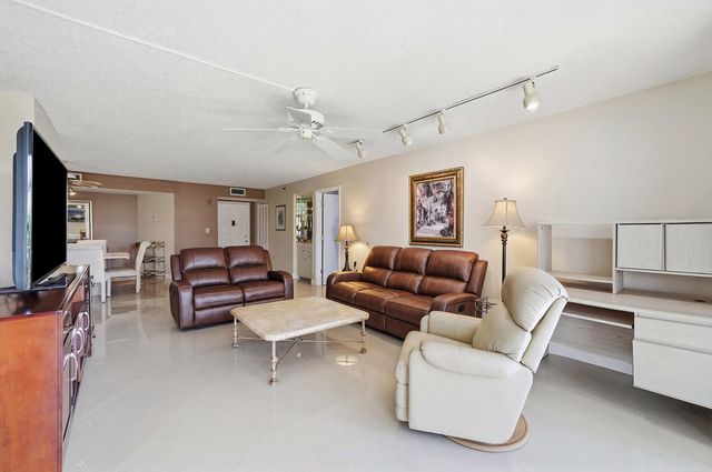 1201 S Ocean Drive 506s, Hollywood, FL 33019