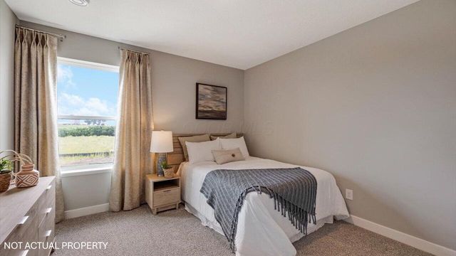 4213 Water Aven Drive, Canal Winchester, OH 43110