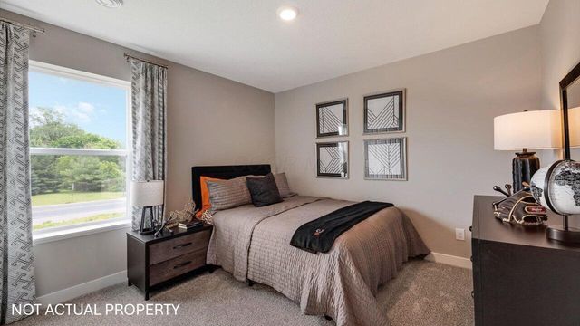 4213 Water Aven Drive, Canal Winchester, OH 43110