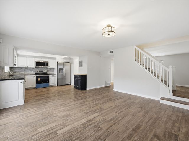 436 Westview Terrace, Arlington, TX 76013