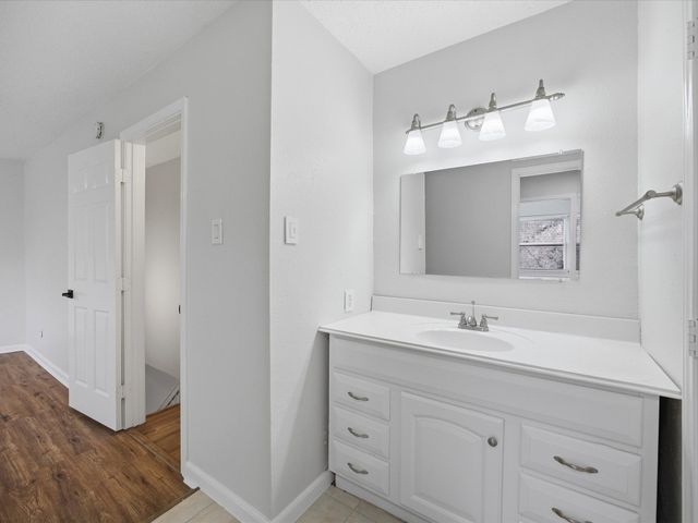 436 Westview Terrace, Arlington, TX 76013