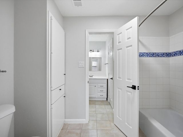 436 Westview Terrace, Arlington, TX 76013