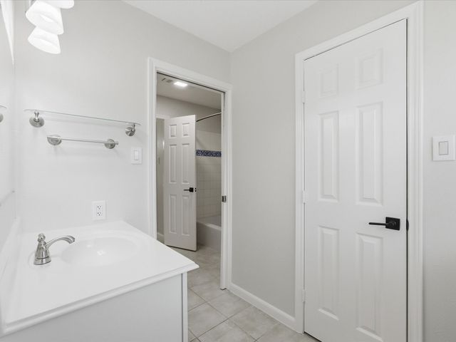 436 Westview Terrace, Arlington, TX 76013