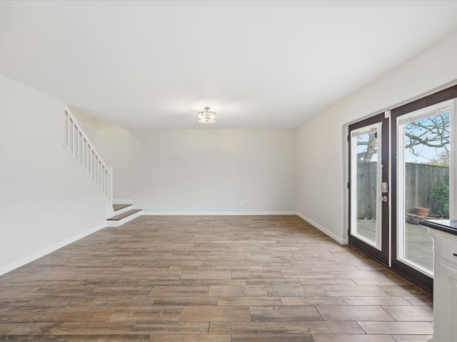 436 Westview Terrace, Arlington, TX 76013