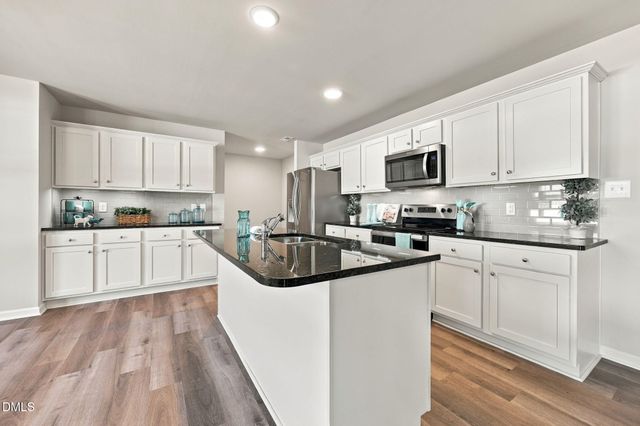 252 Earnest Way, Kenly, NC 27542