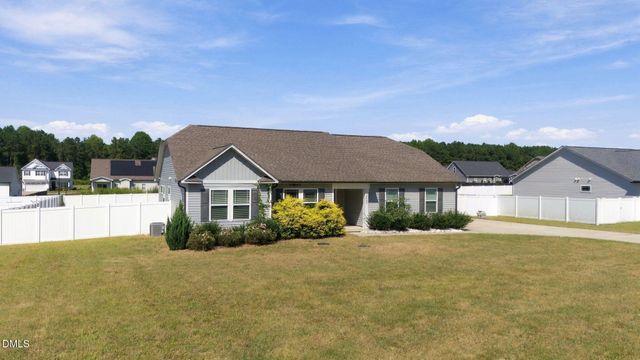 252 Earnest Way, Kenly, NC 27542