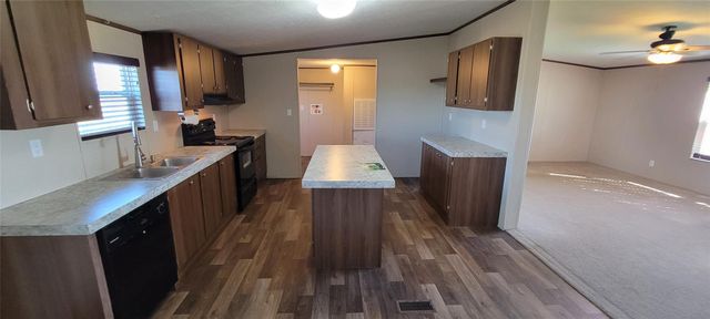 10616 Doyle RD, Del Valle, TX 78617