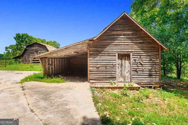 586 Grady School Road, Canon, GA 30520