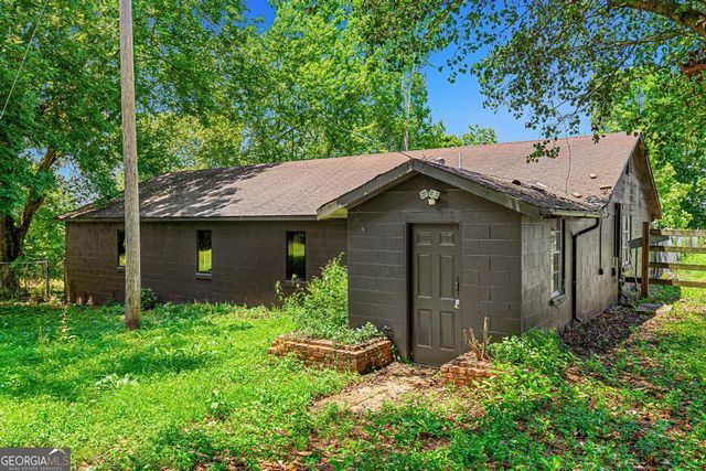 586 Grady School Road, Canon, GA 30520
