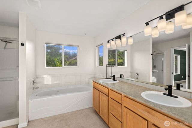 24201 231st Place SE, Maple Valley, WA 98038