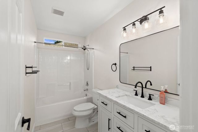 24201 231st Place SE, Maple Valley, WA 98038