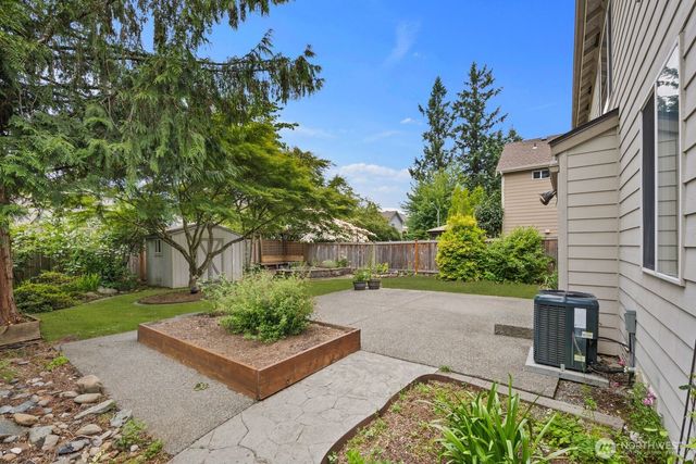 24201 231st Place SE, Maple Valley, WA 98038