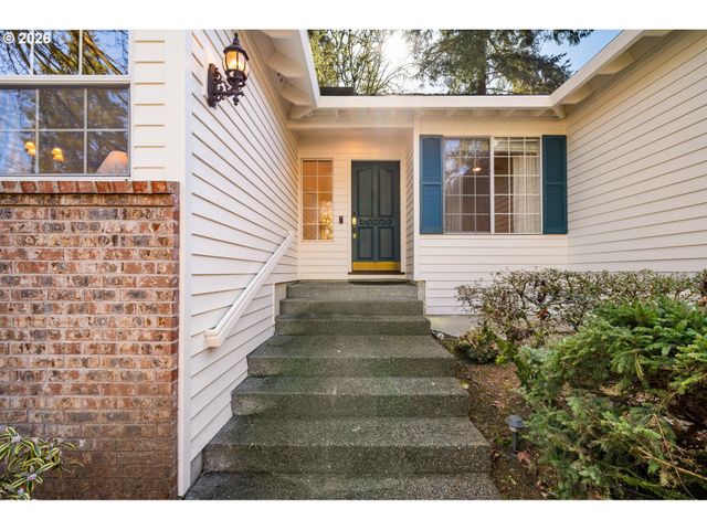 15100 Sw GULL Dr, Beaverton, OR 97007